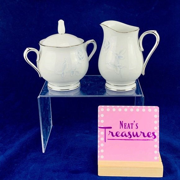 Noritake Dining Noritake Virtue 2934 White Blue Rose Platinum